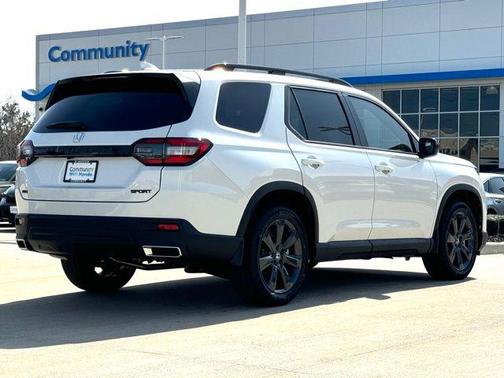 2025 Honda Pilot Sport