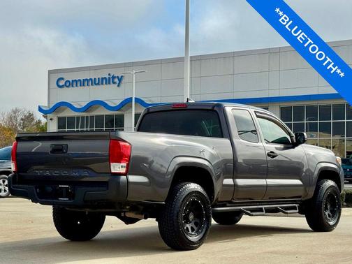 2016 Toyota Tacoma SR