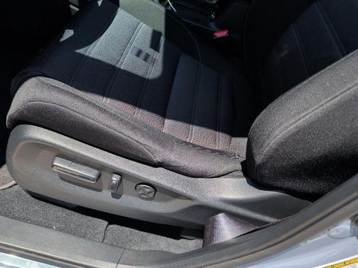 Sonic Gray Pearl 2022 Honda CR-V 2WD EX