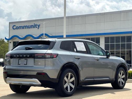 Mercury Silver Metallic 2024 Honda Prologue Touring