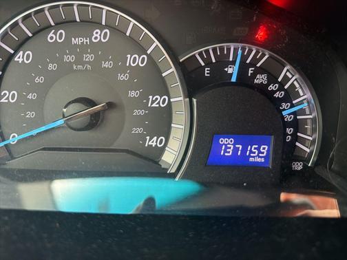 Barcelona Red Metallic 2014 Toyota Camry SE