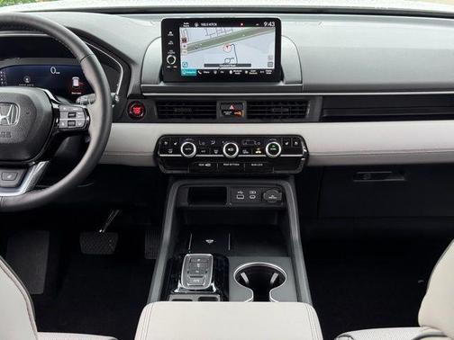 2025 Honda Pilot Elite