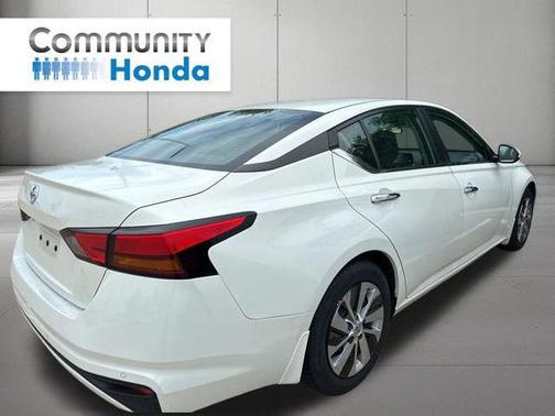 2021 Nissan Altima S FWD
