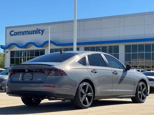 2025 Honda Accord Hybrid Base