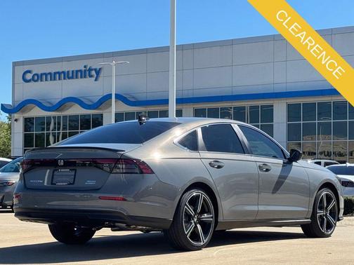 2025 Honda Accord Hybrid Base