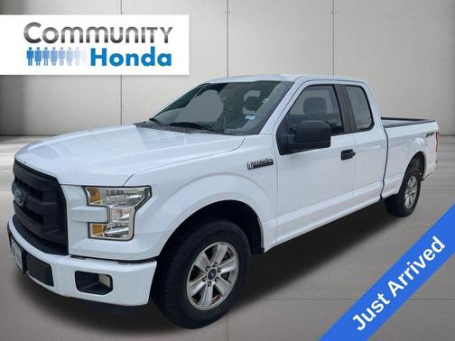 OXFORD WHITE 2015 Ford F-150 XL