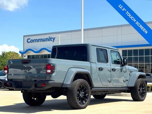 2025 Jeep Gladiator Nighthawk