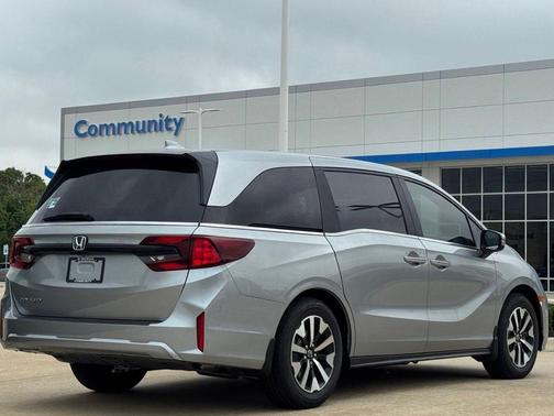 Solar Silver Metallic 2026 Honda Odyssey EX-L