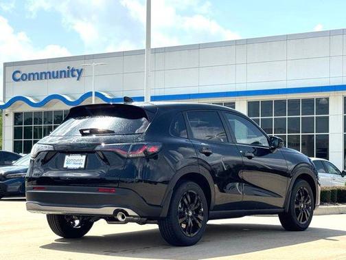 2026 Honda HR-V 2WD Sport