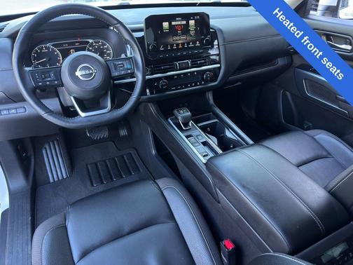 2024 Nissan Pathfinder SL FWD