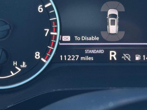 2024 Nissan Pathfinder SL FWD