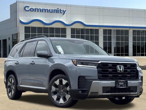 Sonic Gray Pearl 2026 Honda Pilot Touring 8-Passenger