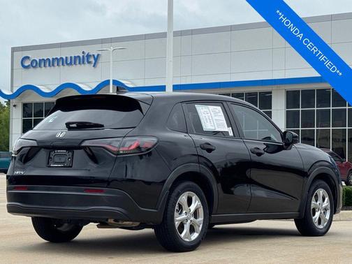 Crystal Black Pearl 2023 Honda HR-V LX