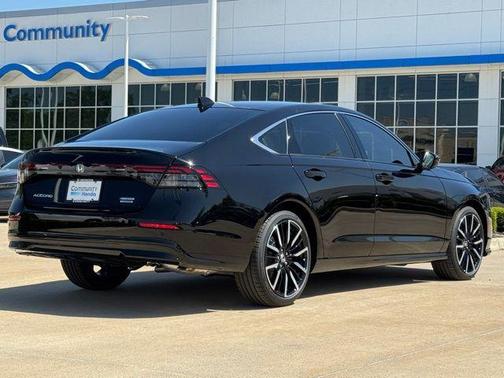 2025 Honda Accord Hybrid Touring