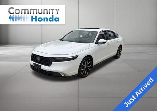 Platinum White Pearl 2025 Honda Accord Hybrid Touring
