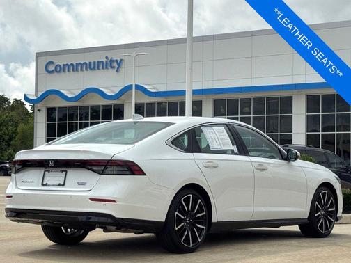 Platinum White Pearl 2025 Honda Accord Hybrid Touring
