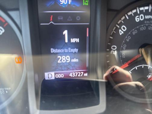 2022 Toyota Tacoma SR