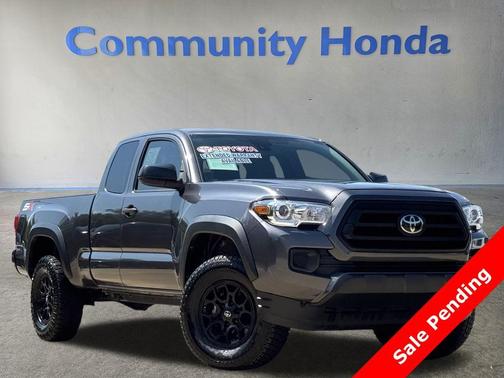 2022 Toyota Tacoma SR