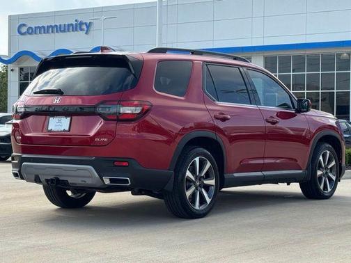 2025 Honda Pilot Elite
