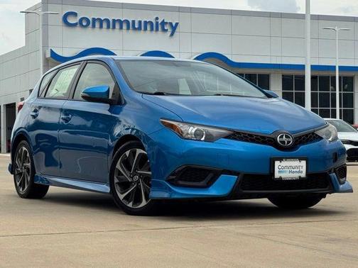 2016 Scion iM Base
