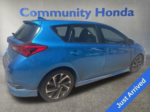 2016 Scion iM Base