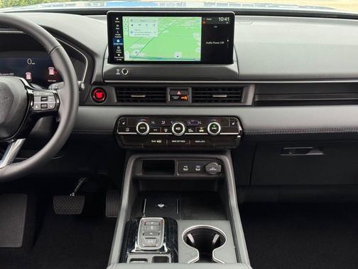 2026 Honda Pilot Touring 8-Passenger