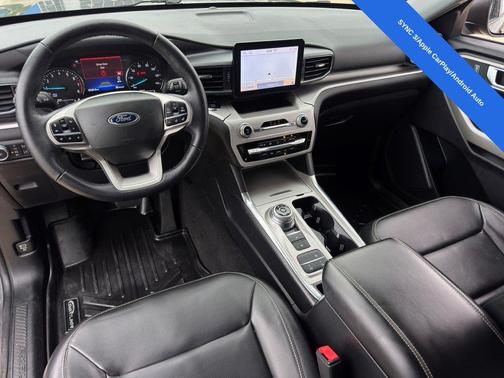 CARBONIZED GRAY METALLIC 2022 Ford Explorer XLT