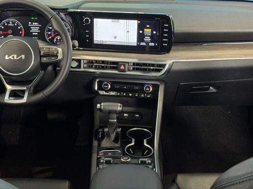 2024 Kia K5 EX