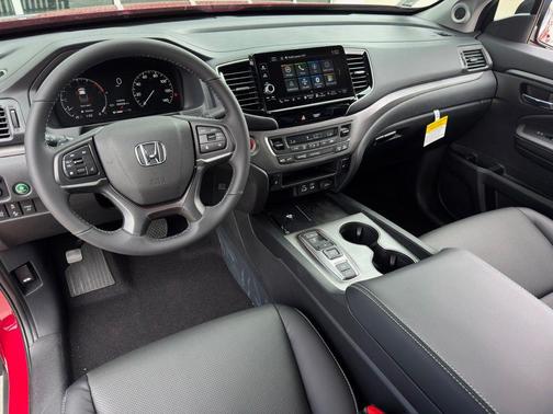 Radiant Red Metallic II 2026 Honda Ridgeline RTL