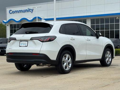 2025 Honda HR-V LX