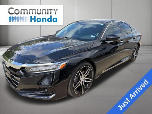 Crystal Black Pearl 2021 Honda Accord Touring 2.0T