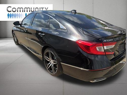 Crystal Black Pearl 2021 Honda Accord Touring 2.0T