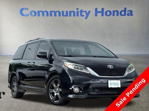 2017 Toyota Sienna SE