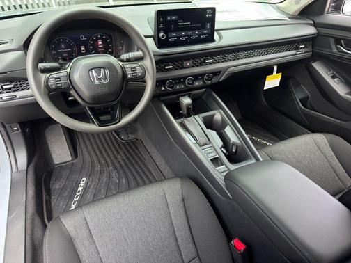 Urban Gray Pearl 2026 Honda Accord SE