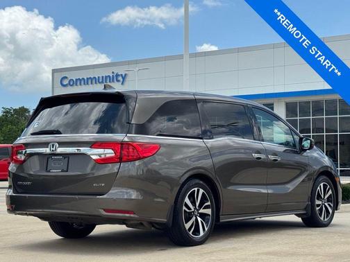 Pacific Pewter Metallic 2019 Honda Odyssey Elite