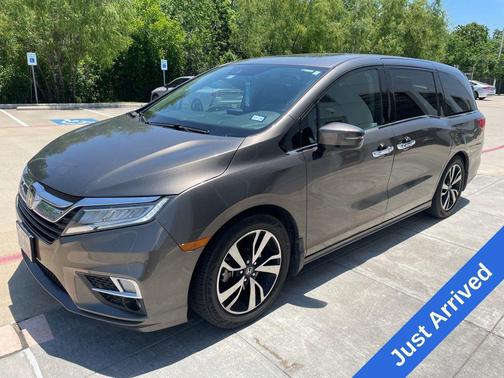 Pacific Pewter Metallic 2019 Honda Odyssey Elite