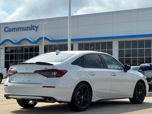 Platinum White Pearl 2026 Honda Civic Si Base