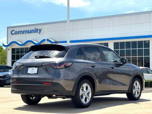 2025 Honda HR-V LX