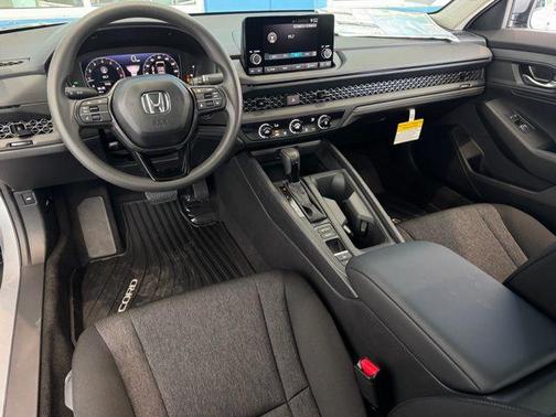 2025 Honda Accord LX 1.5T
