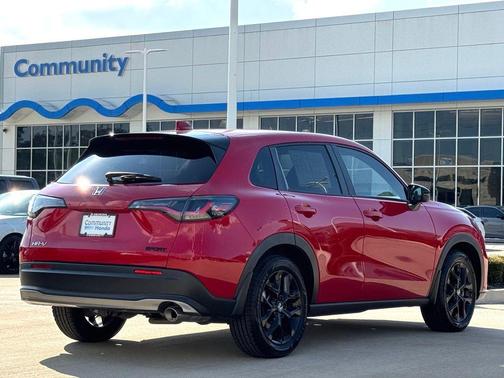 2023 Honda HR-V 2WD Sport