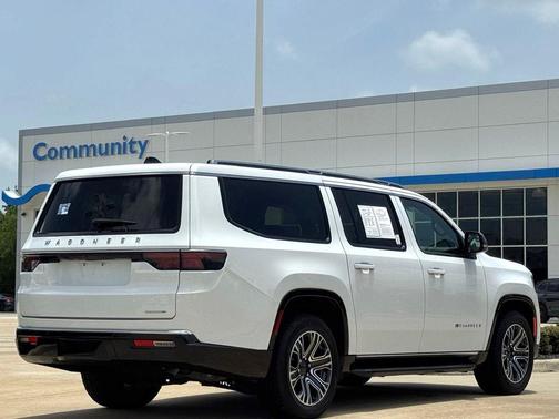 Bright White Clearcoat 2024 Jeep Wagoneer L Series II 4x4