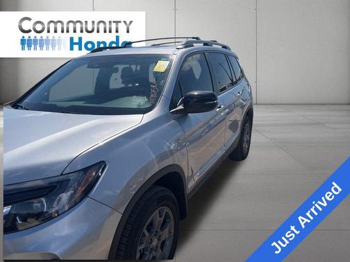 2025 Honda Passport AWD TrailSport