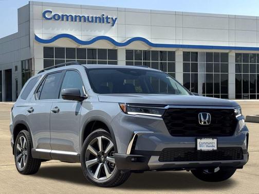 2025 Honda Pilot Touring 8-Passenger
