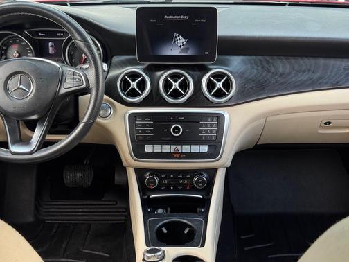 2020 Mercedes-Benz GLA 250 Base