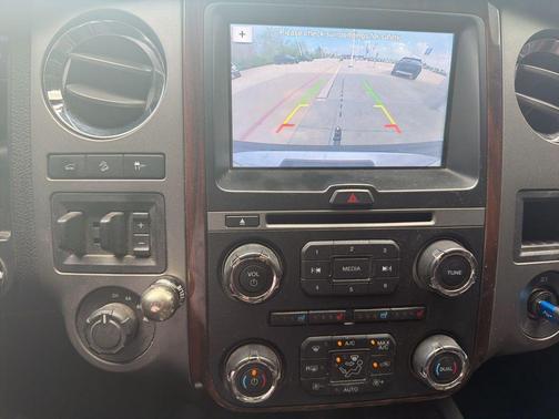 WHITE PLATINUM MET TRI-COAT 2017 Ford Expedition EL Platinum