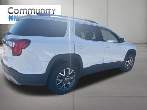2023 GMC Acadia AWD SLT