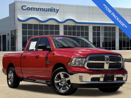 Flame Red Clearcoat 2019 RAM 1500 Big Horn