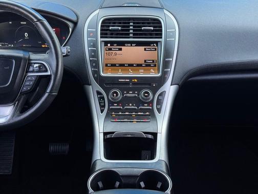 2019 Lincoln Nautilus Standard