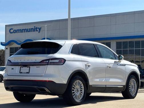 2019 Lincoln Nautilus Standard