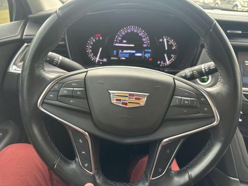 2019 Cadillac XT5 Luxury